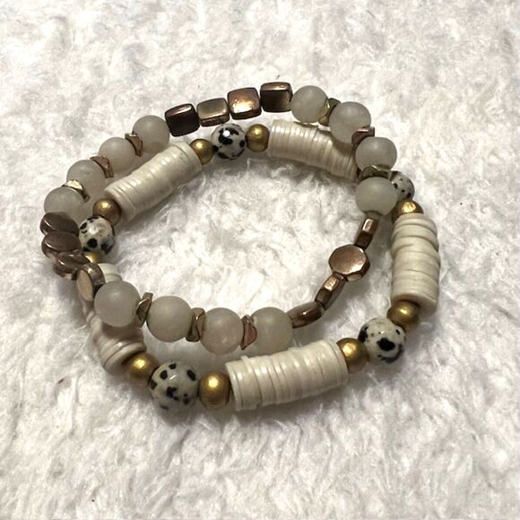 Lot of 2 White Clay Beads Gold & Copper Tone Spacers Boho Elastic Bracelets - Picture 3 of 5